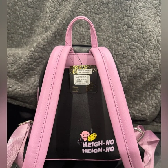 RARE Loungefly Dopey Backpack - Disney Snow White and the Seven Dwarfs - Picture 3 of 5